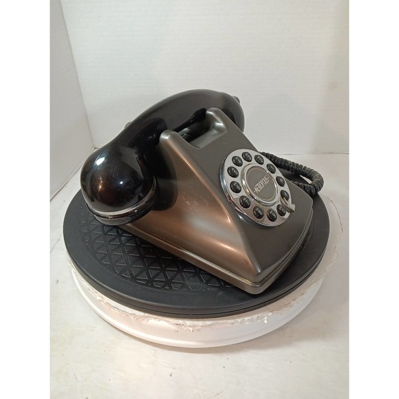 Conair METROPOLIS Retro Telephone Push Button Vintage Style Landline Phone - Picture 3 of 12